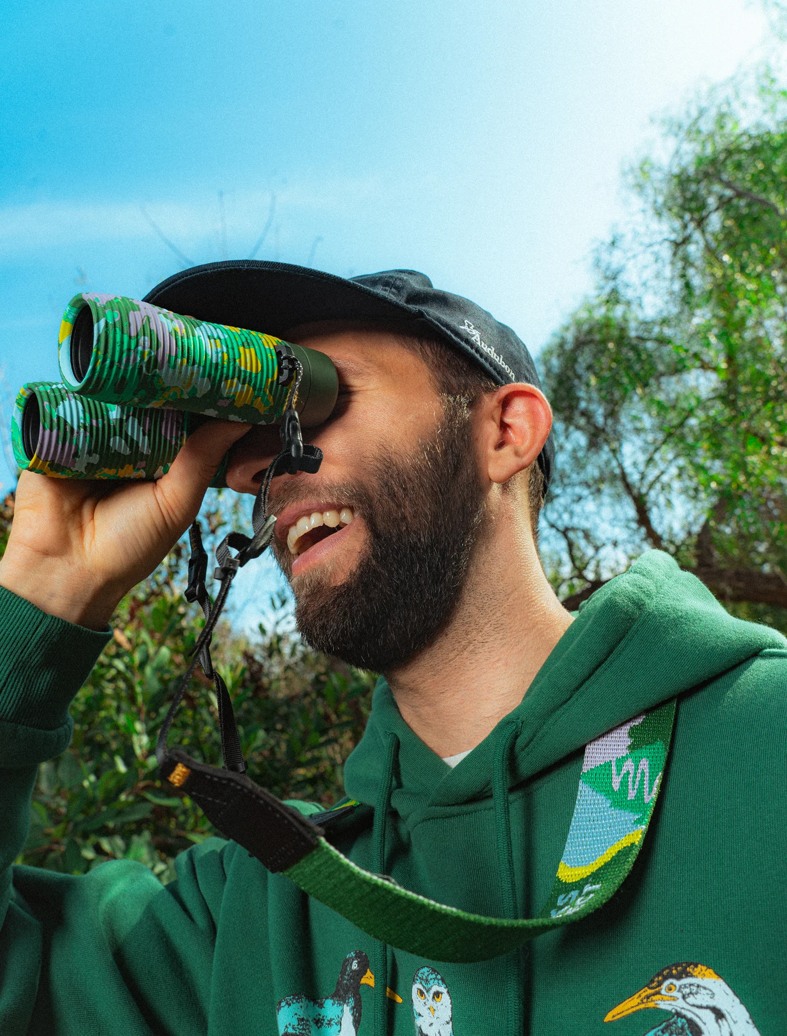 Nocs x Parks Project Field Issue 8x32 Waterproof Binoculars - Image 2