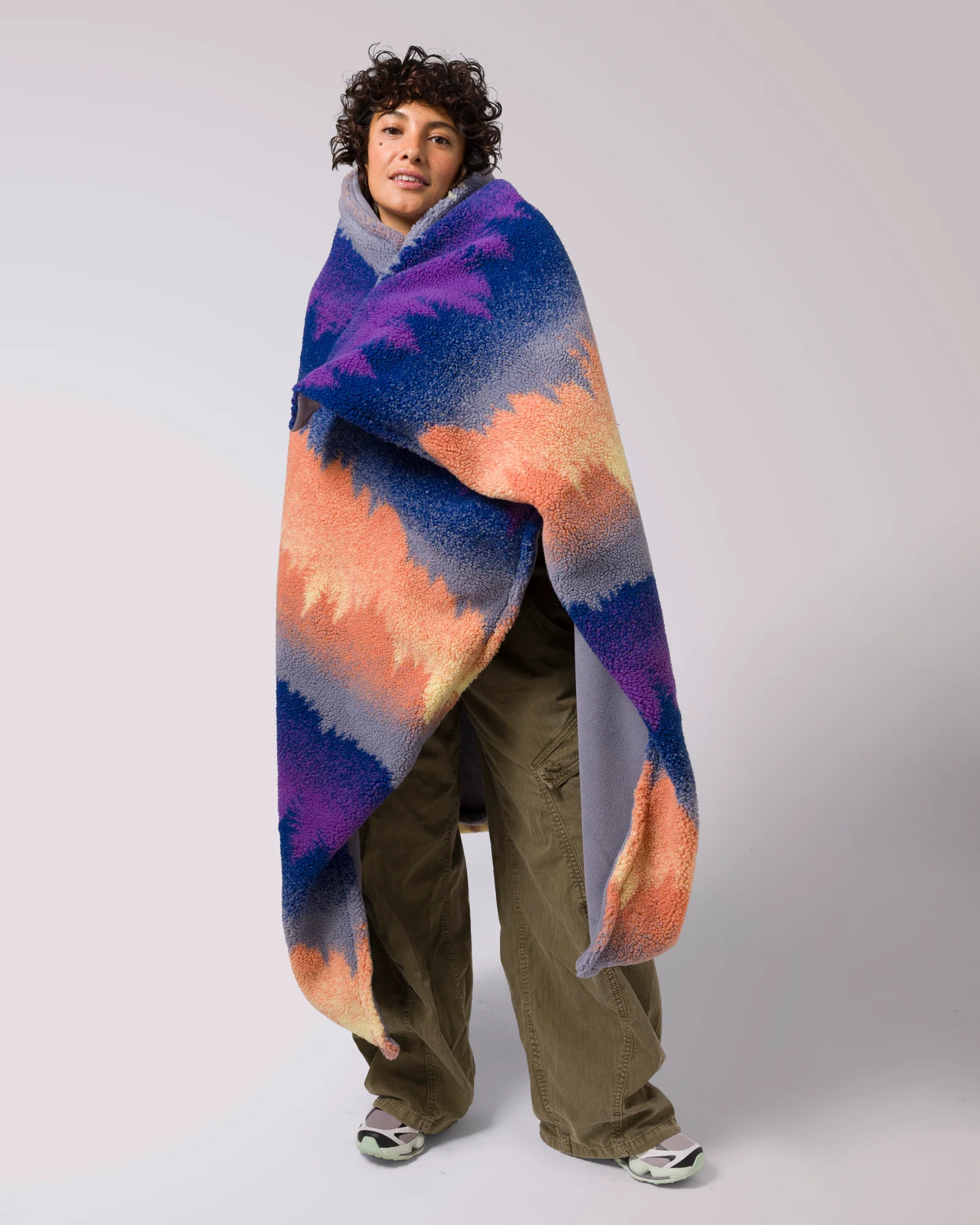 Smoky Mtn. Haze Fleece Throw - Image 3