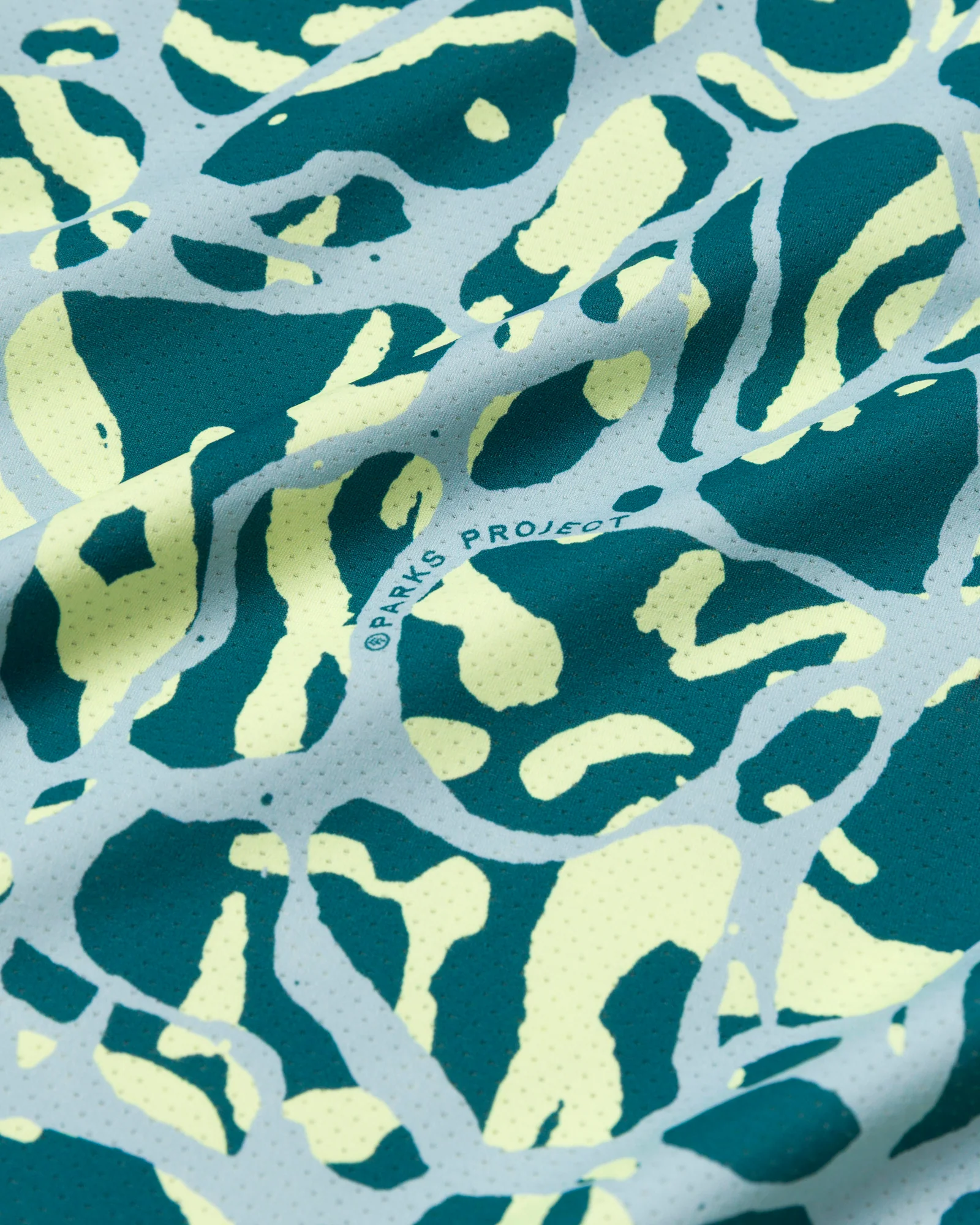 Women's New Ripple Flow UVB Relaxed Long Sleeve Tee - Image 4